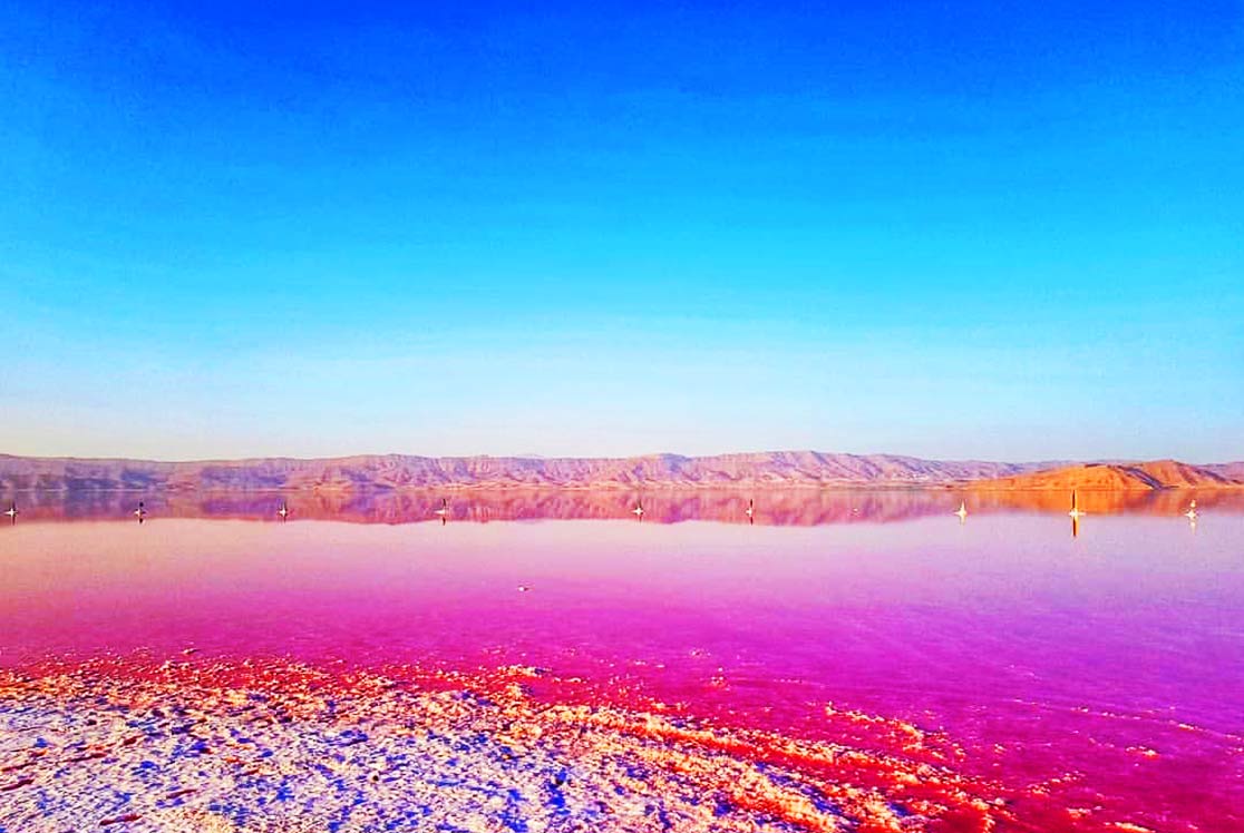 دریاچه هزار رنگ مهارلو